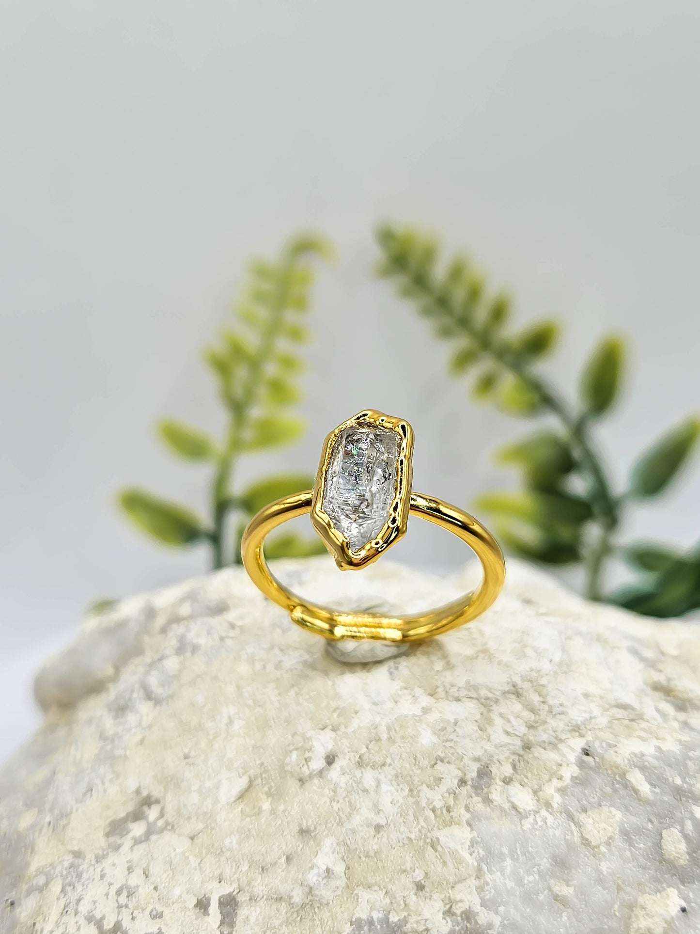 Bague en pointe de quartz