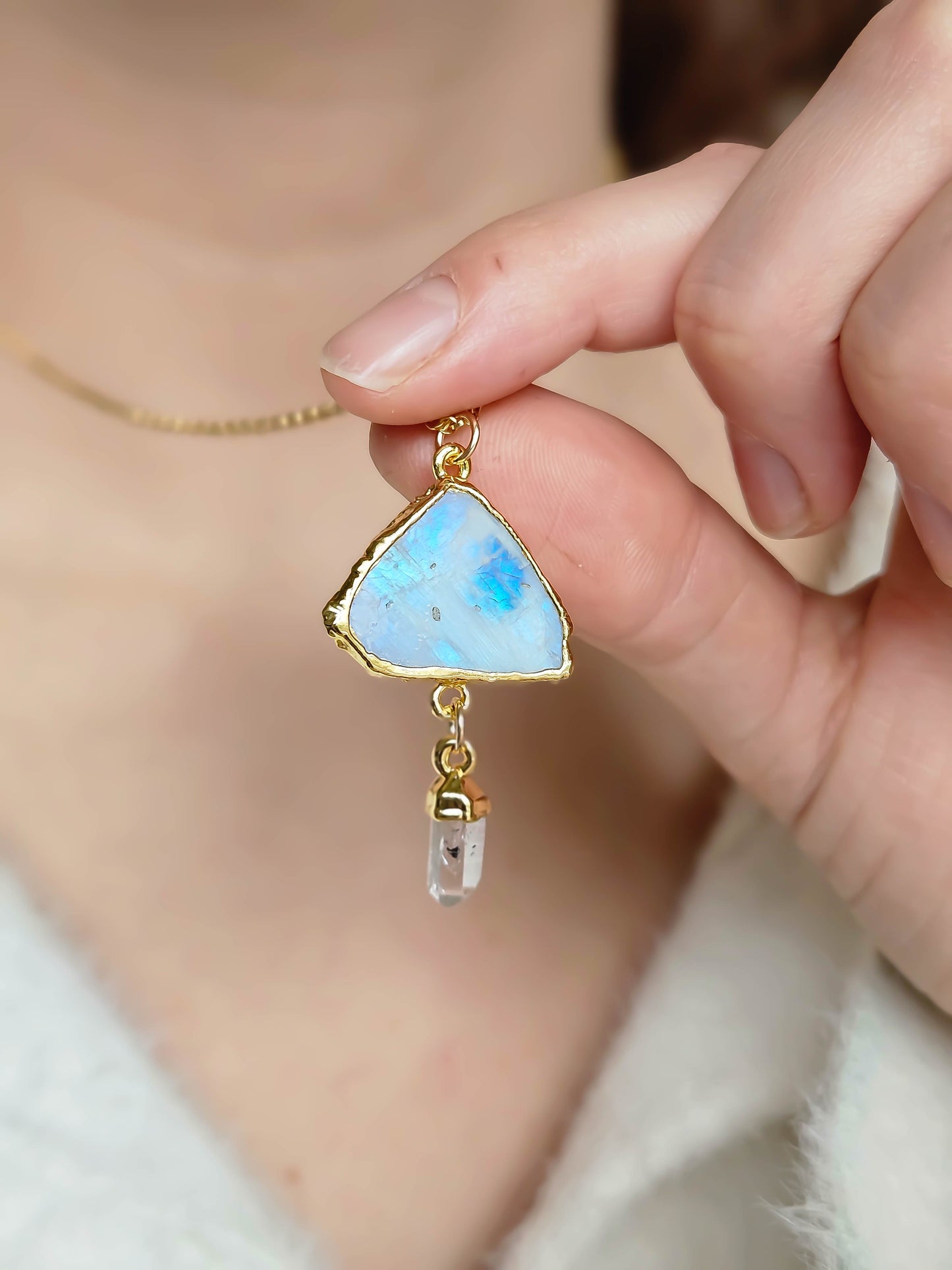 Collier Fragment Pierre de lune & Pointe de quartz