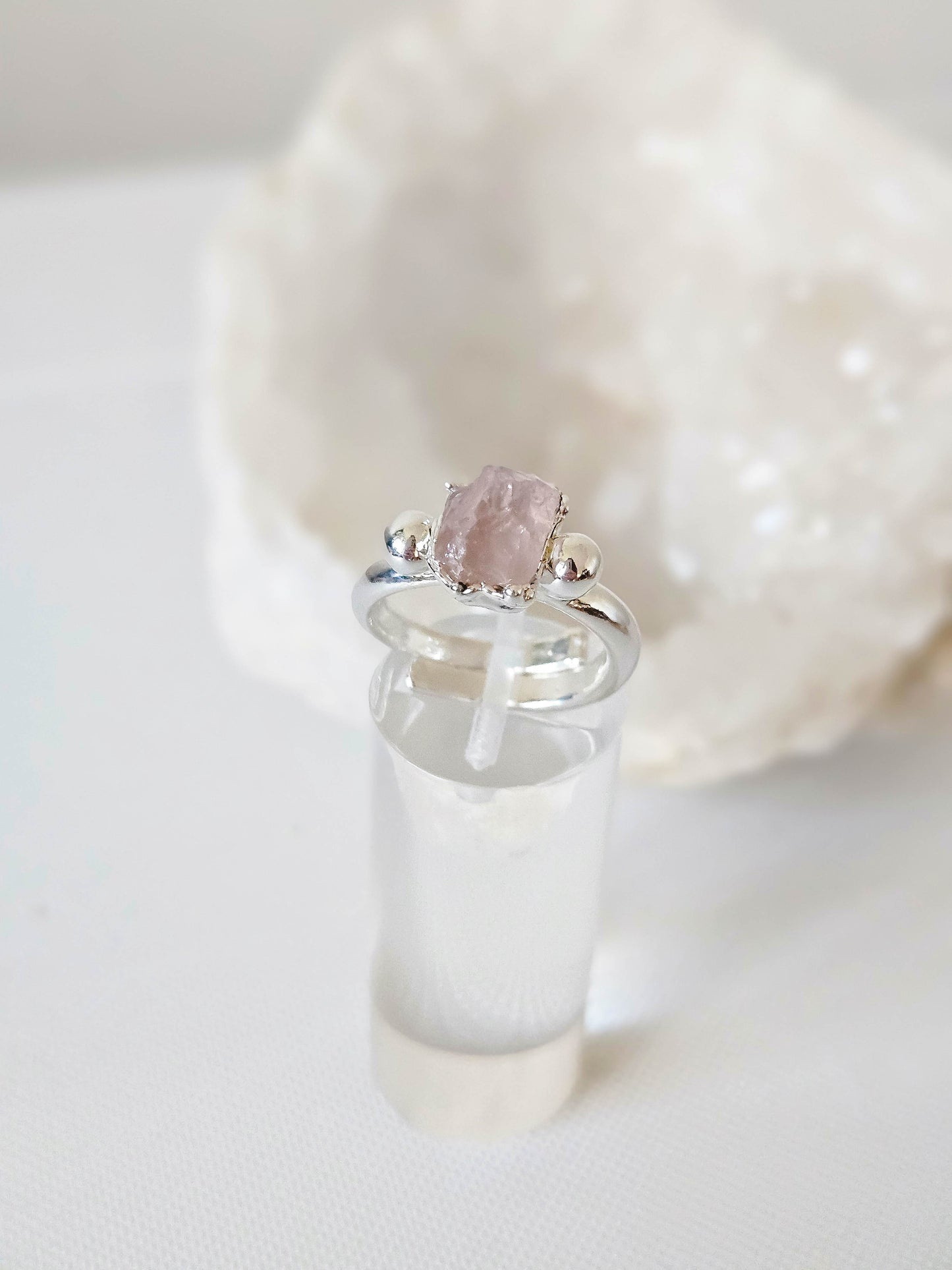 Bague argentée en Quartz rose