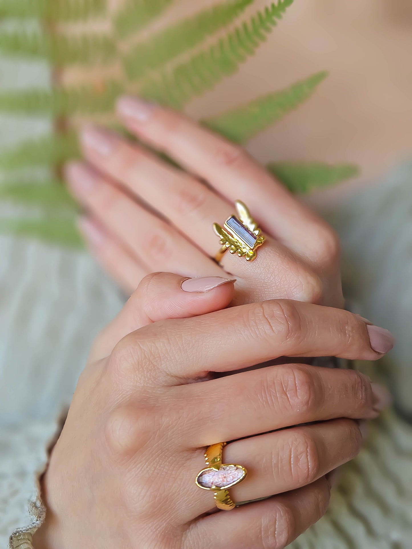 Bague Quartz fraise & fougère, dorée