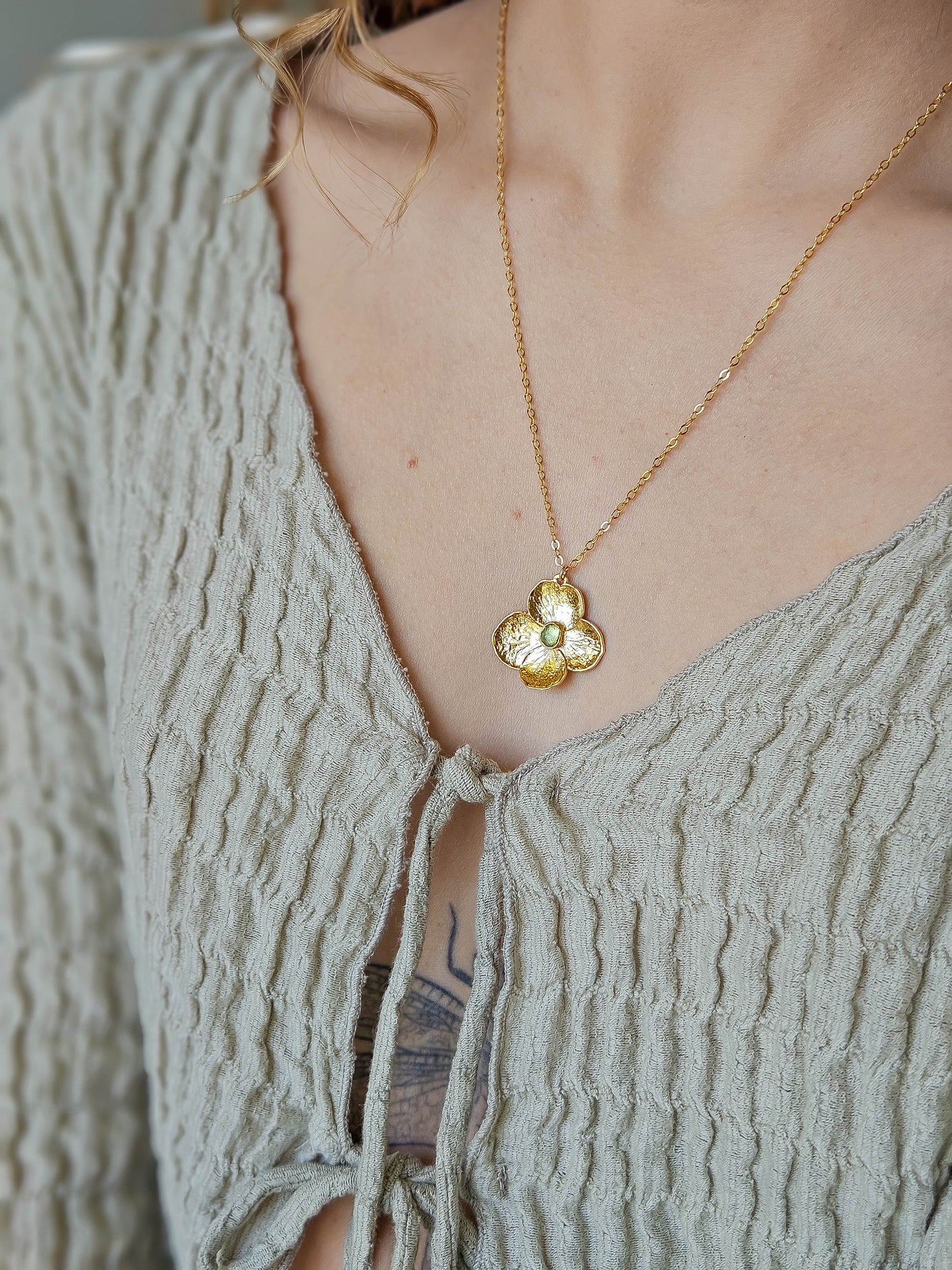Collier Hortensia or ou argent