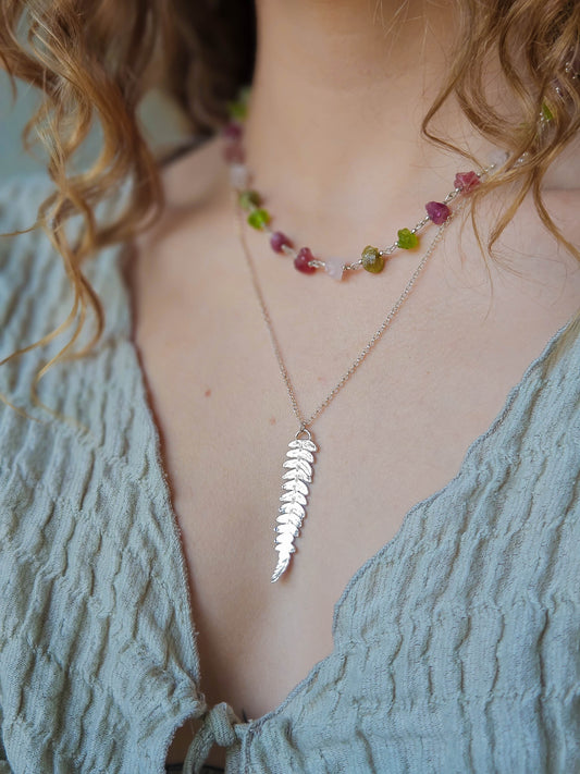 Colliers fougères, argentés