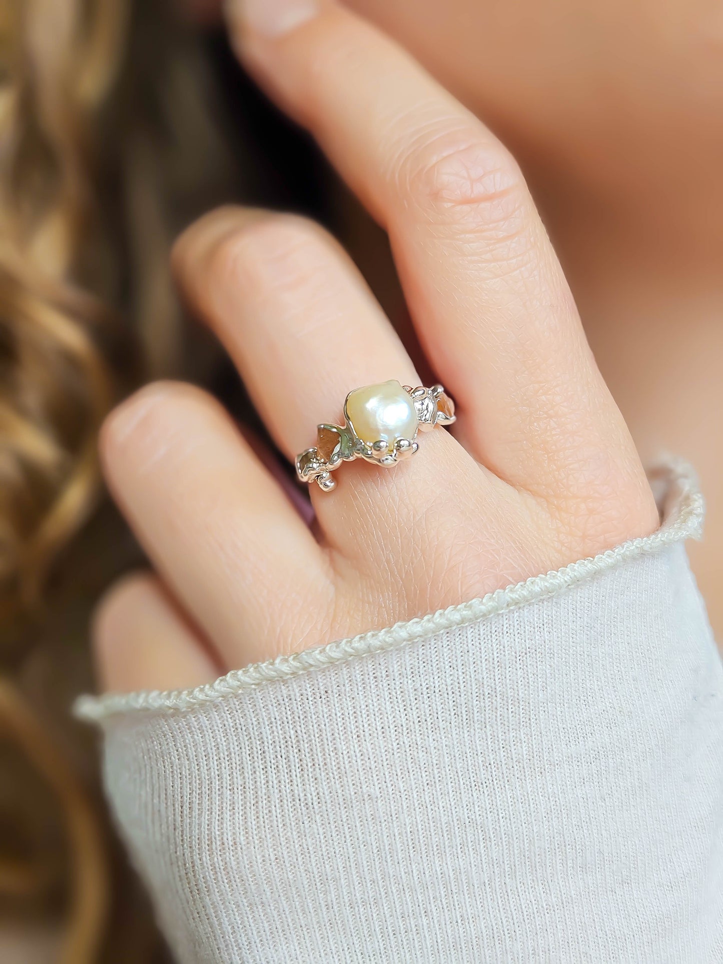 Bague Perle d'eau douce et pierre de soleil, Argent