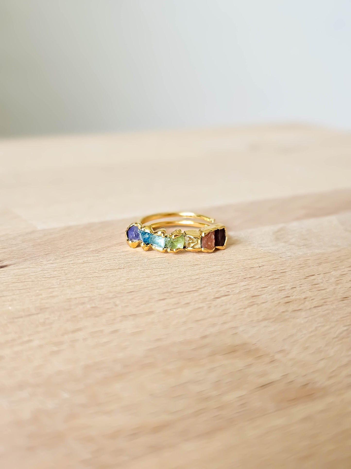 Bague 7 pierres brutes