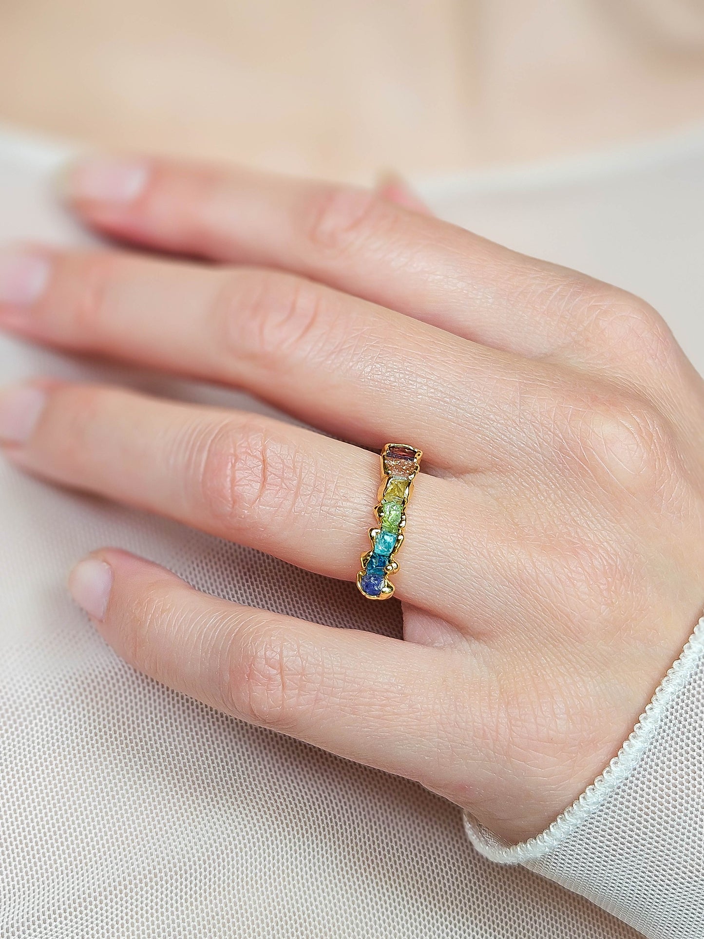 Bague 7 pierres brutes