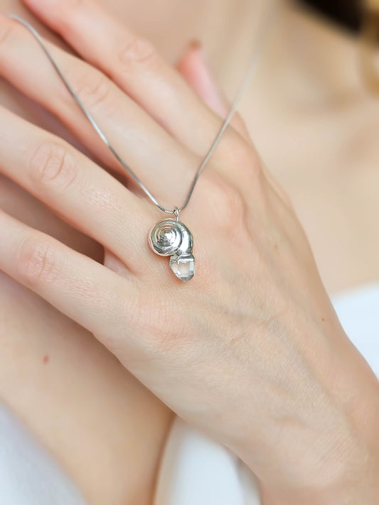 Collier coquillage, Argent