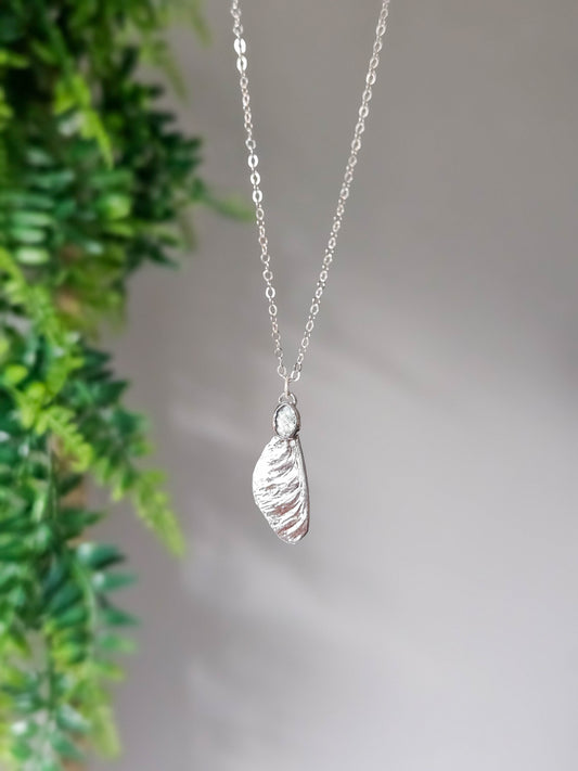 Collier samare argenté, tourmaline bleue