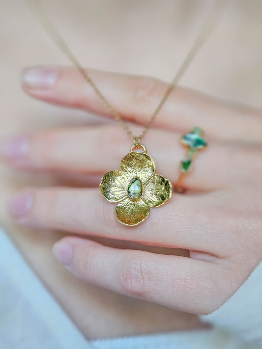 Collier Hortensia doré, Tourmaline verte