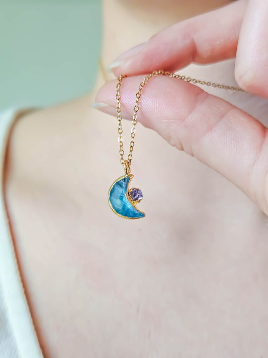 Collier lune en fluorite, doré