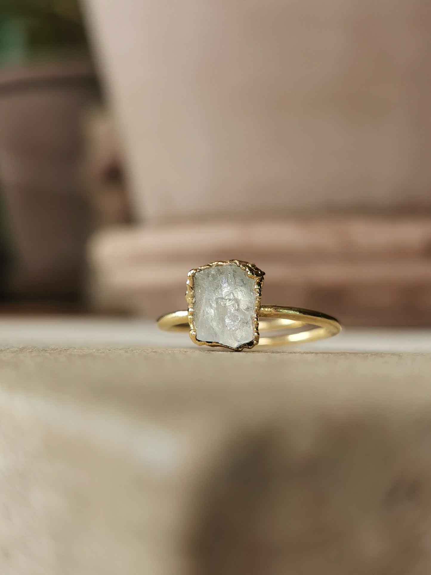 Bague réglable en pierre de lune