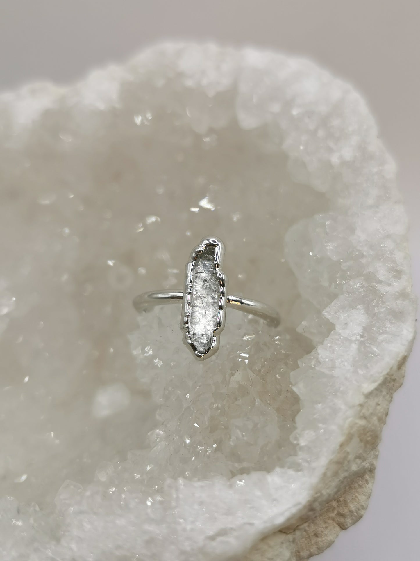 Bague en pointe de quartz