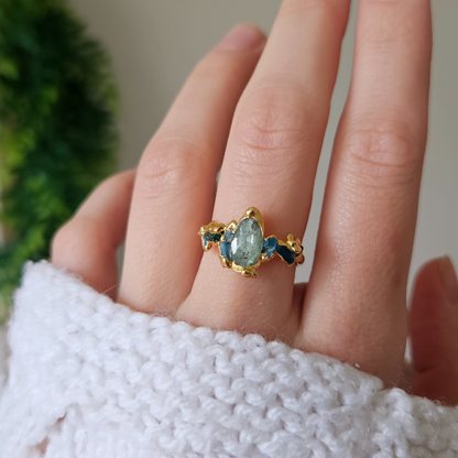 Bague corail & Kyanite dorée