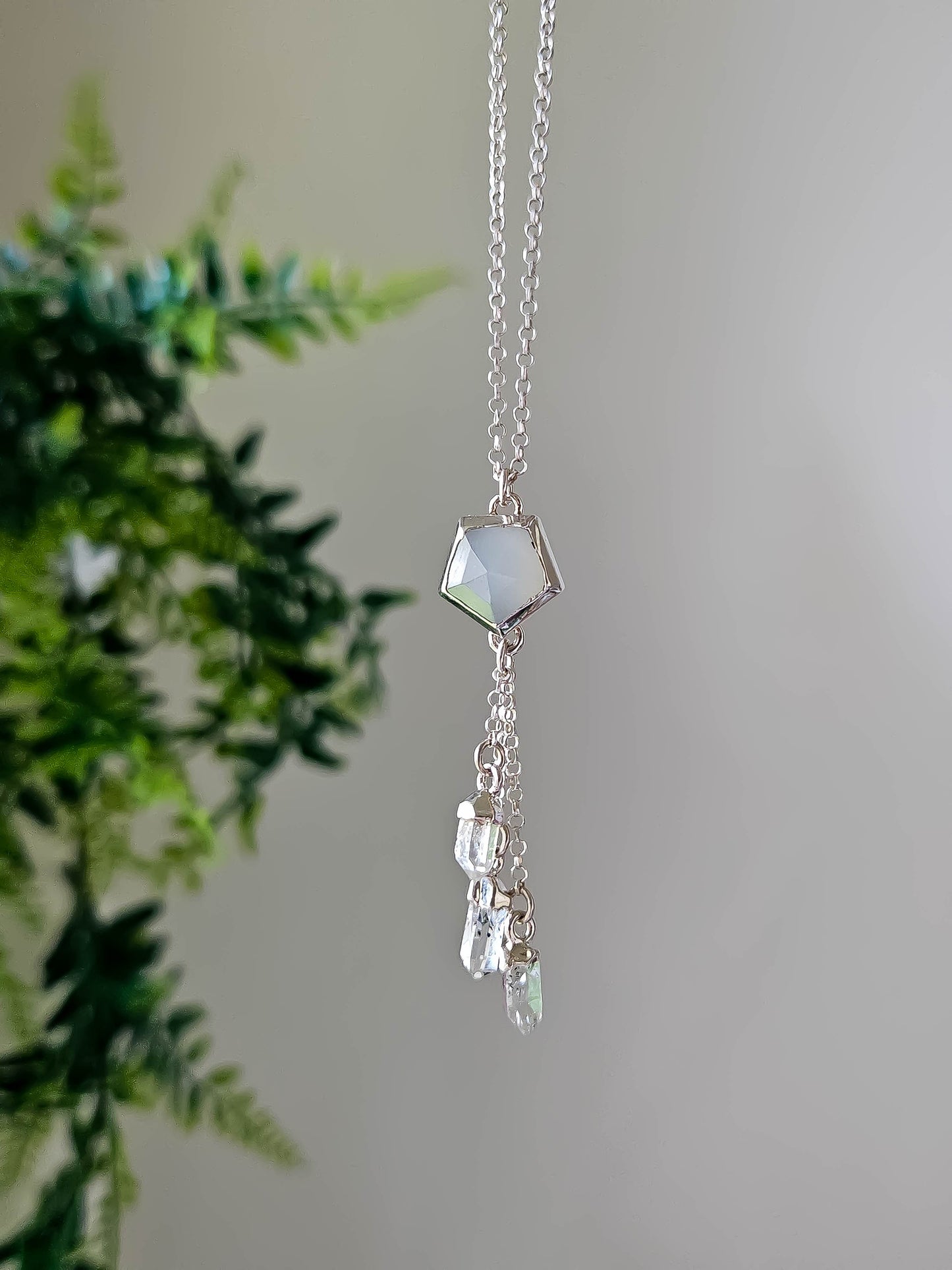 Collier argent Pierre de lune blanche et 3 pointe de quartz II