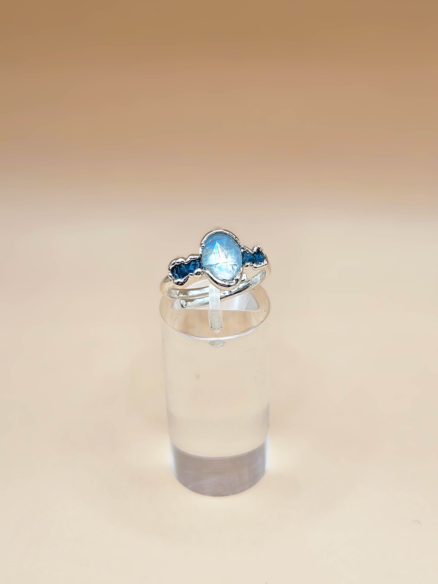 Bague Pierre de lune et Apatite