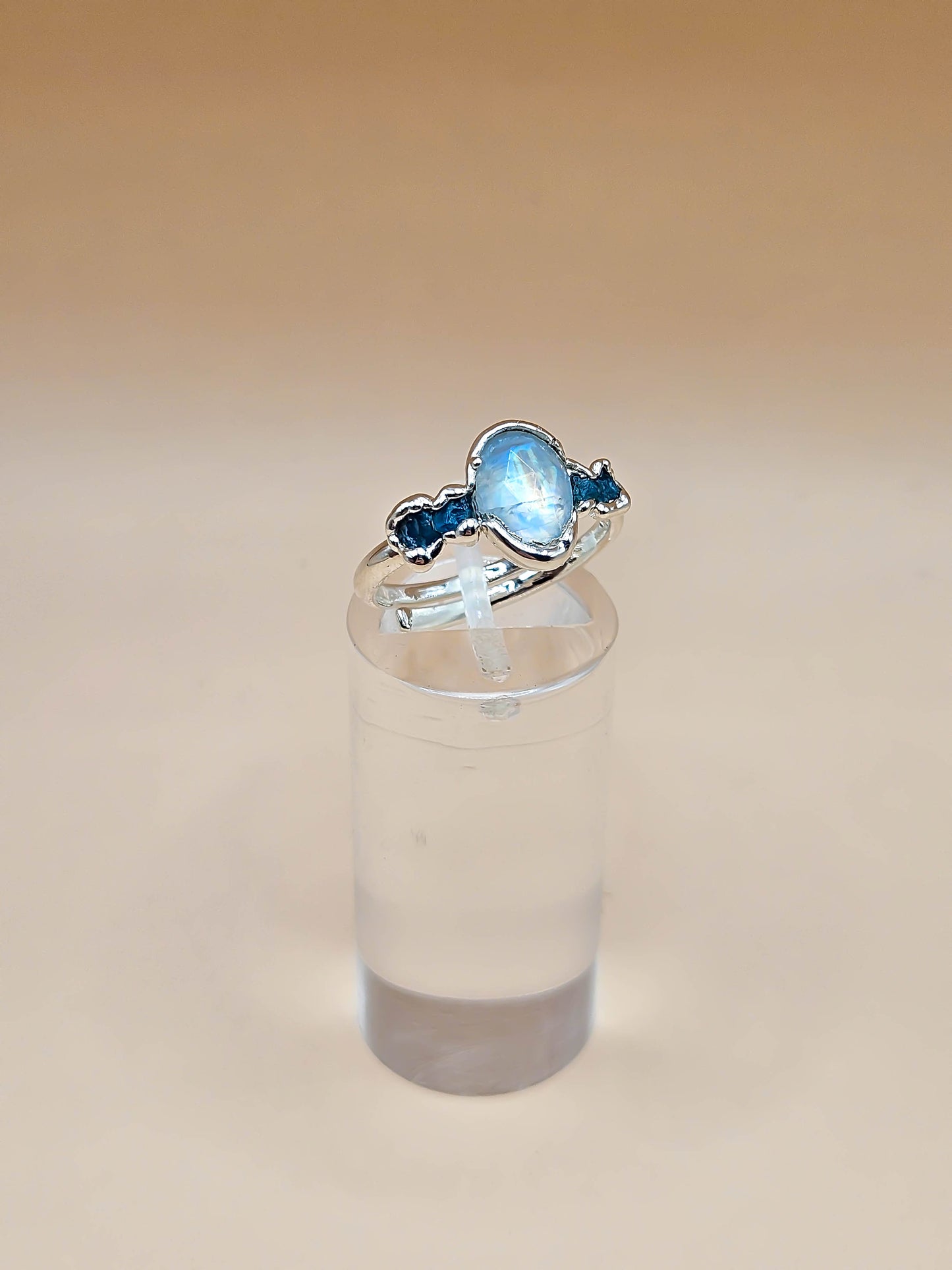 Bague Pierre de lune et Apatite