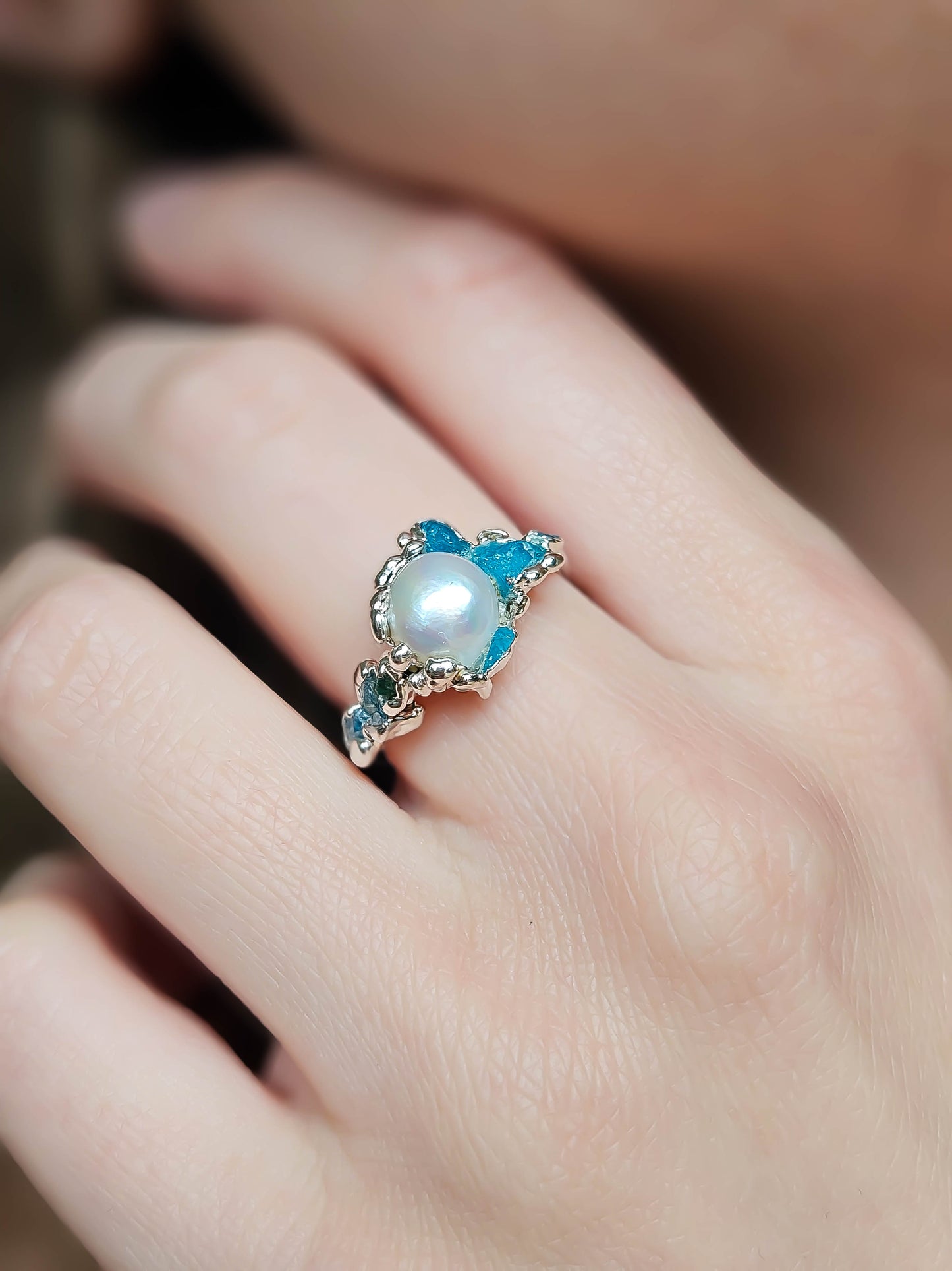 Bague perle d'eau douce et Apatite