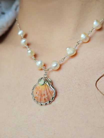 Collier perles d'eau douce et coquillage argenté