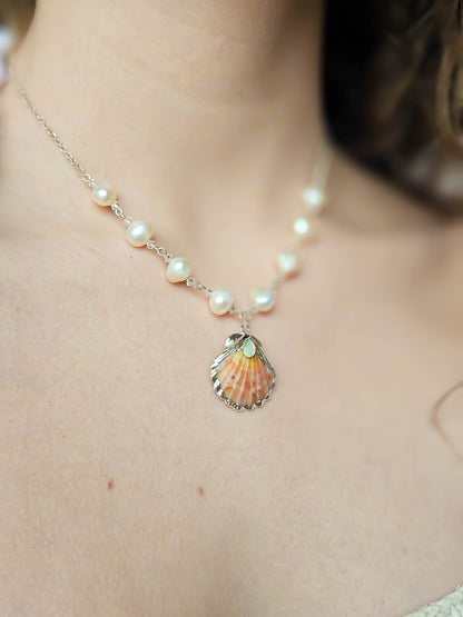 Collier perles d'eau douce et coquillage argenté