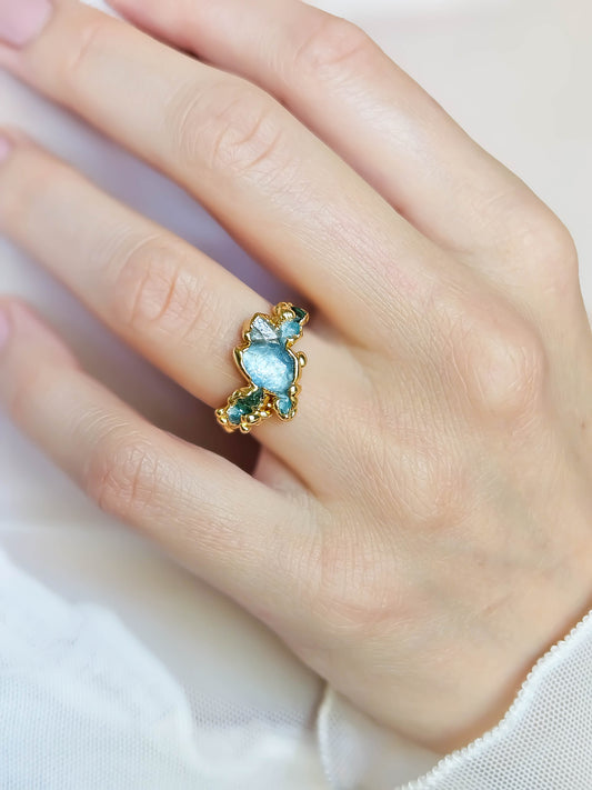Bague corail, Or
