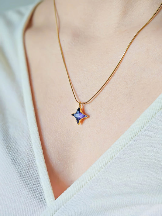 Collier Etoile fluorite violette, dorée