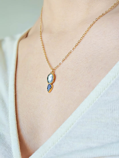 Collier en fluorite et tanzanite, doré