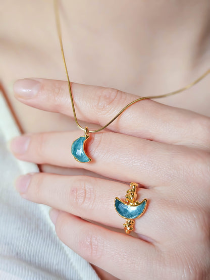 Bague lune fluorite, dorée, T52