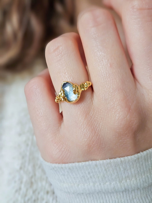 Bague Fluorite bleue, dorée