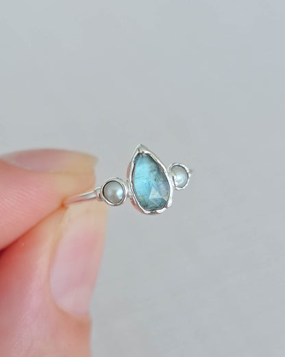 Bague fine Kyanite & Perle