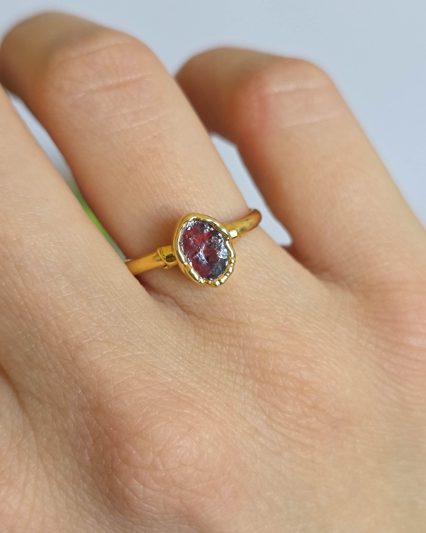 Bague grenat rouge, T53