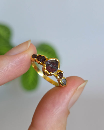 Bague grenat, T54