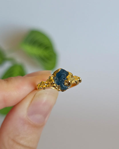 Bague apatite foncée, réglable T54-56
