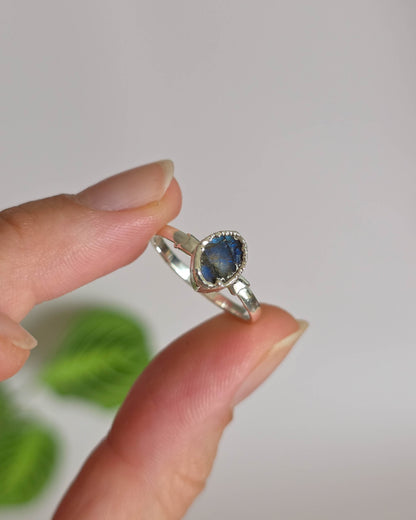 Bague Labradorite T56
