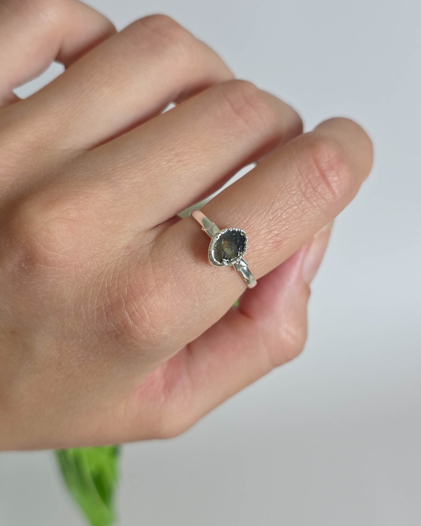 Bague Labradorite T56