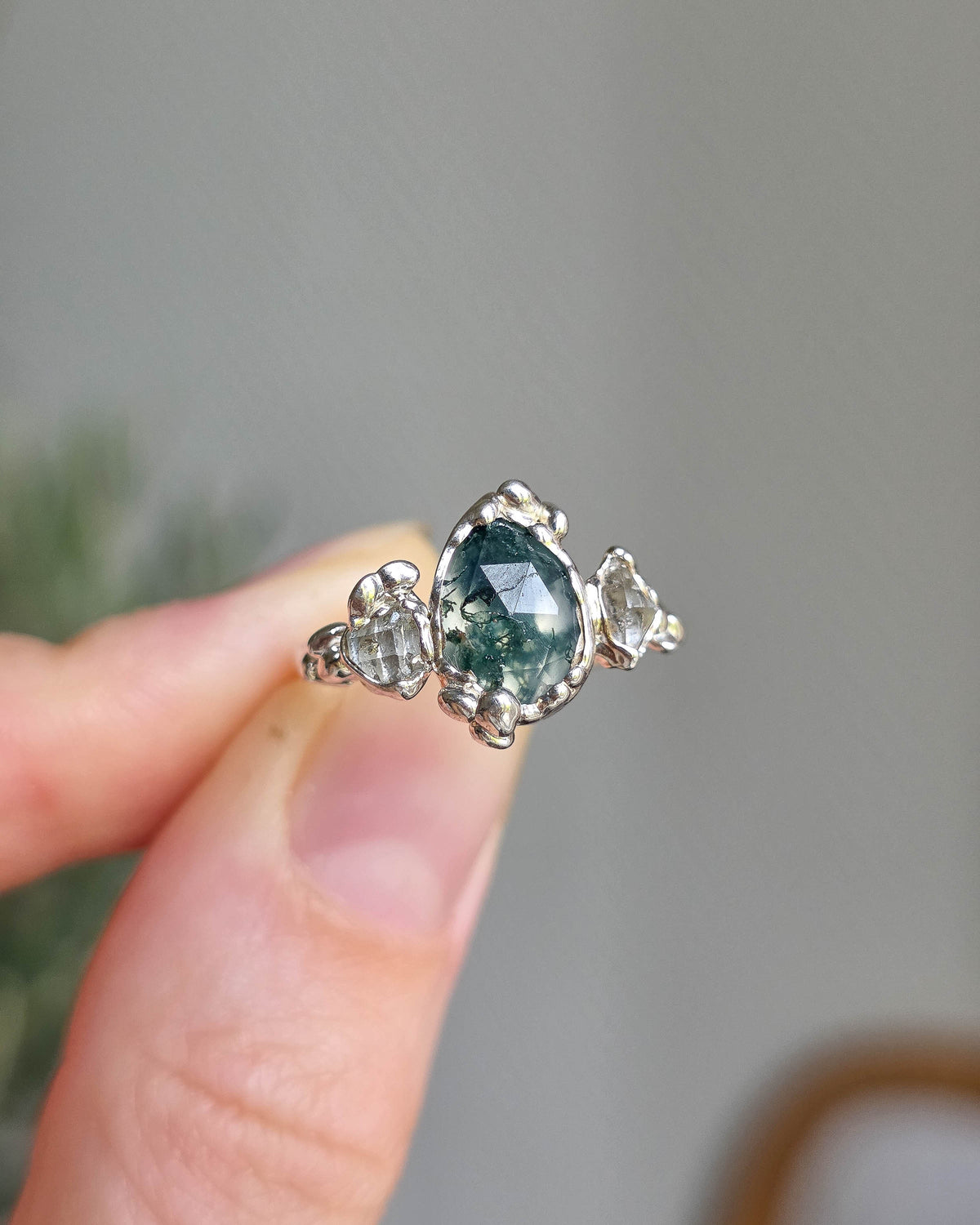 Bague Agate mousse poire, Réglable T54/57, Argenté