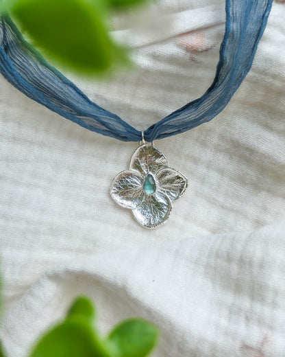 Collier Hortensia bleue