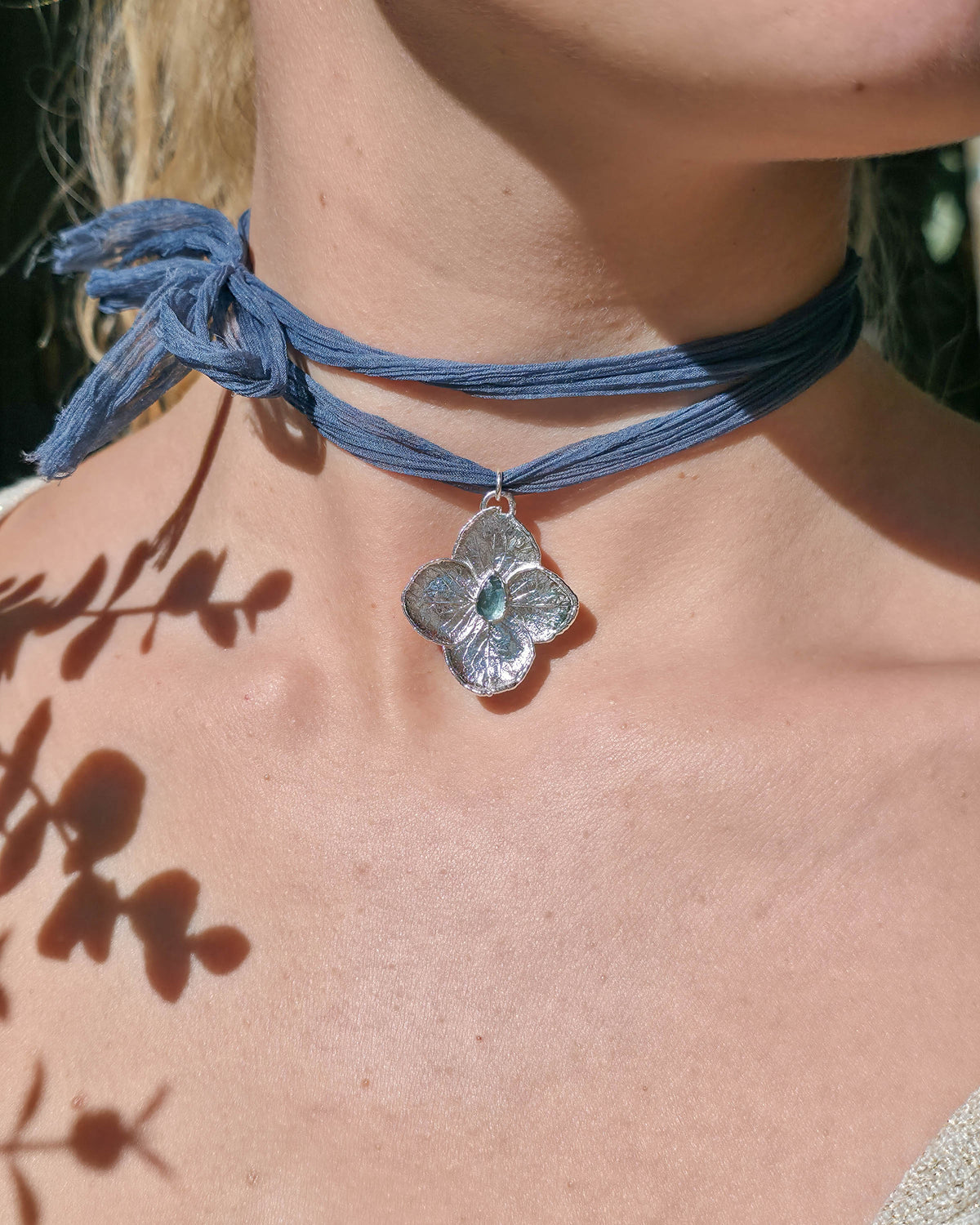 Collier & Suspension Hortense, bleu iris